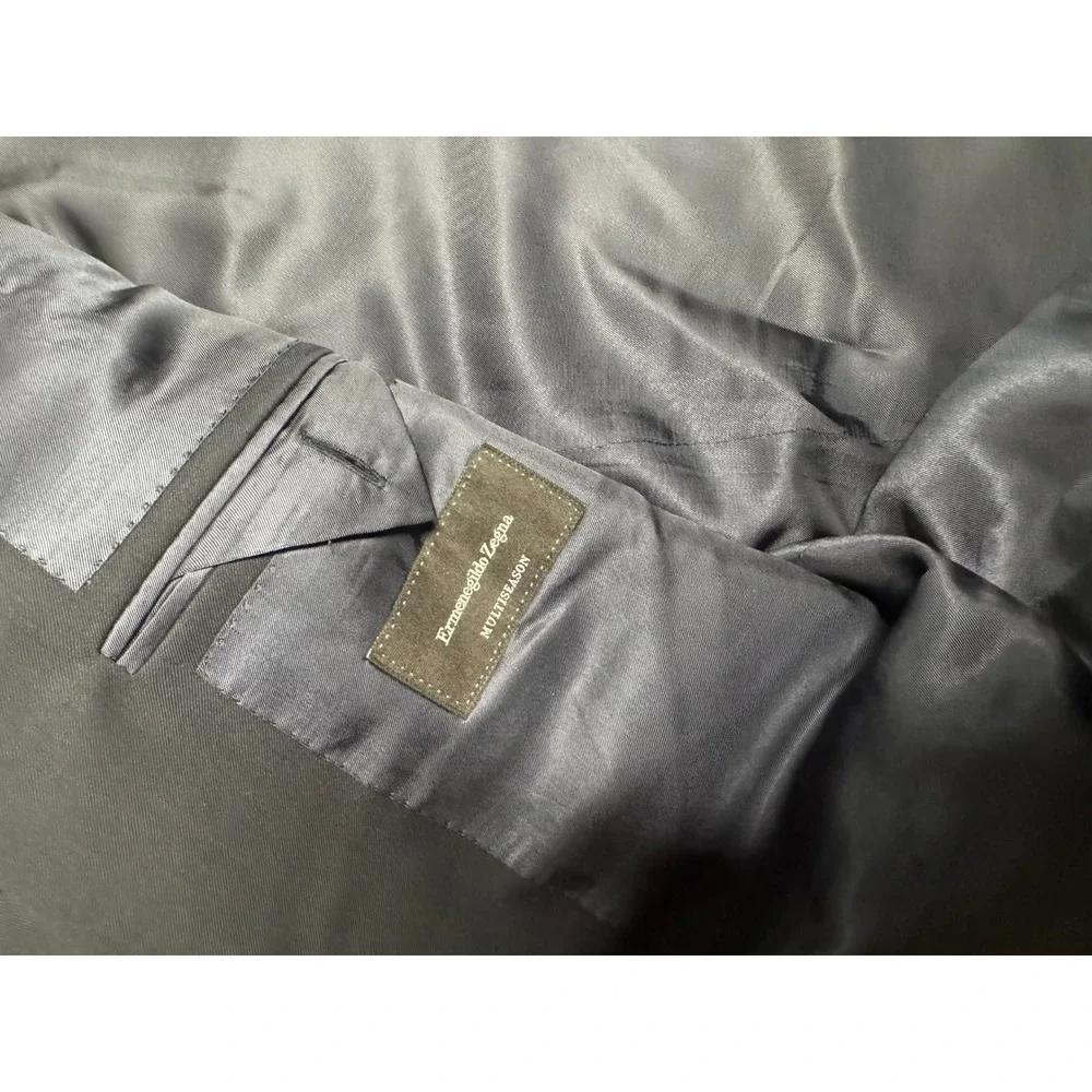 Ermenegildo Zegna Blazer Suit Jacket  Black‎ Made in Switzerland Size 56 L $500